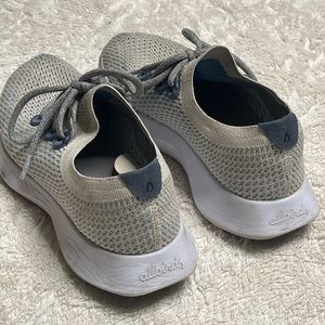 Women’s Size 7 all birds